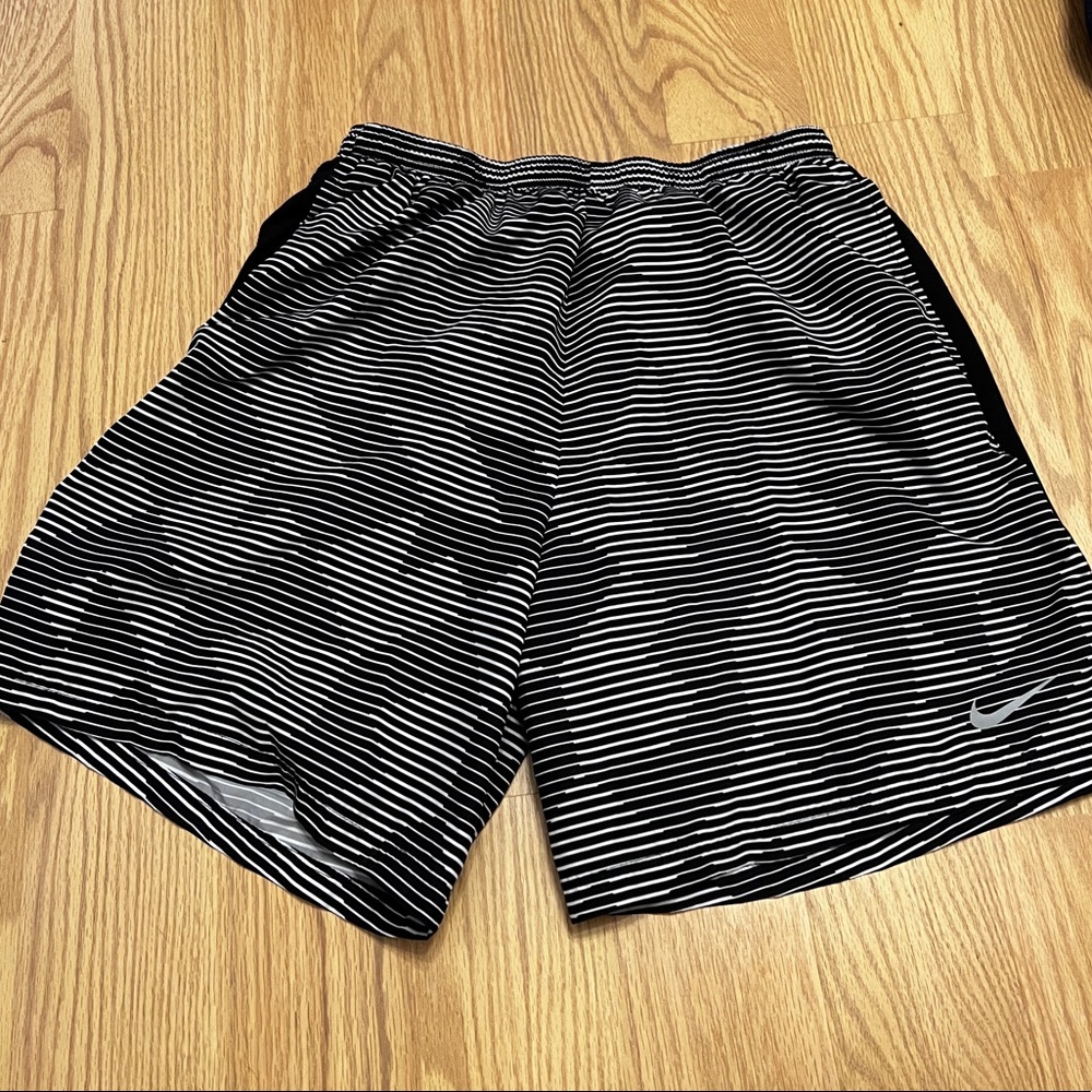 Nike Dri-Fit 7” Running Shorts